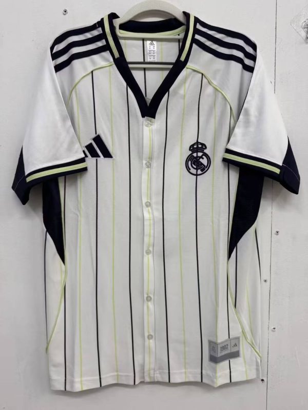 REAL MADRID LOCAL 2025-26 BASEBALL EDICION