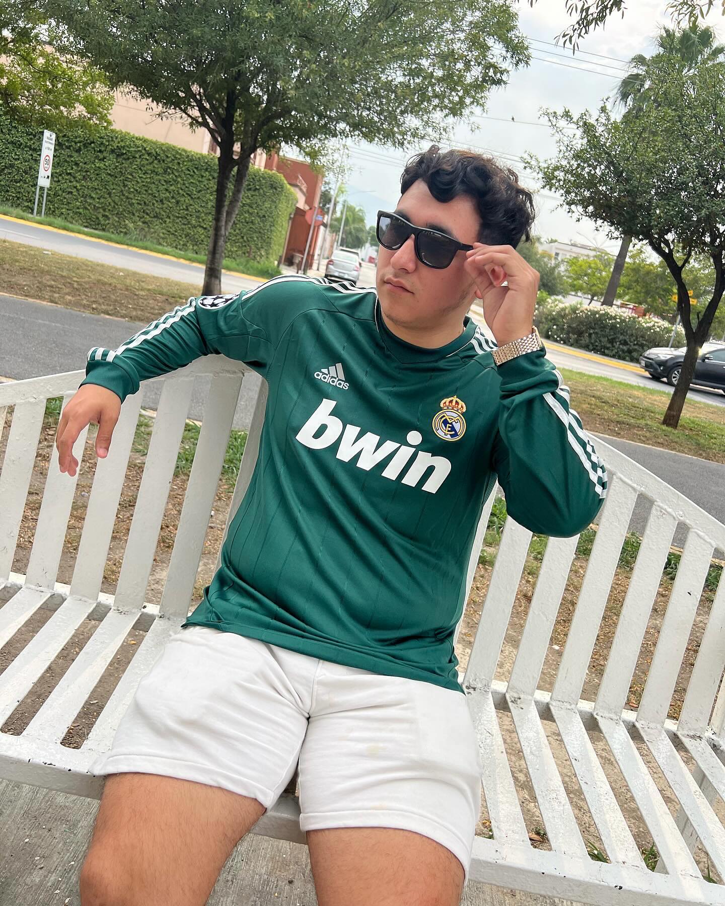 RONALDO#7  REAL MADRID 2012/2013 TRCER JERSEY MANGA LARGA