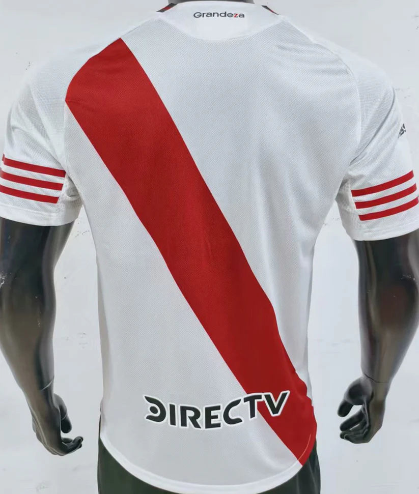 RIVER VISITANTE JUGADOR 2025-2026