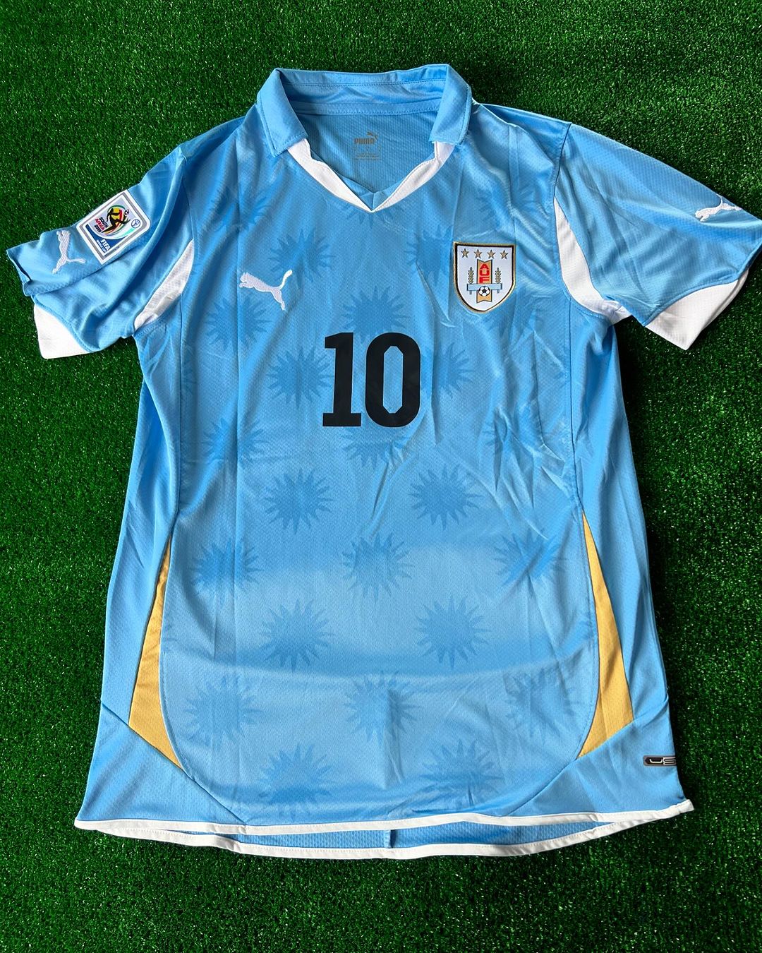 FORLAN #10 URUGUAY 2010 MUNDIAL LOCAL