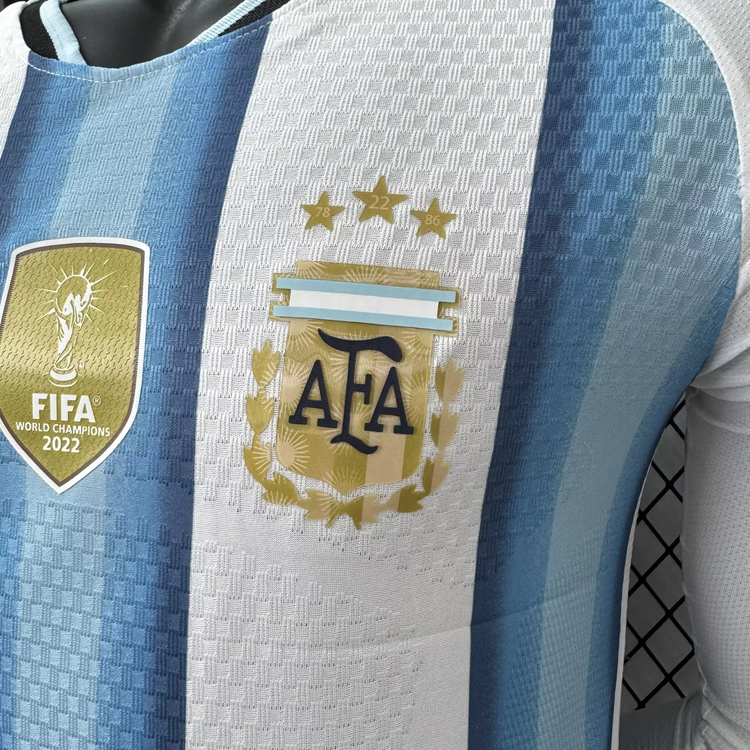 ARGENTINA 2025/26 (MUNDIAL) LOCAL JUGADOR MANGA LARGA MESSI #10