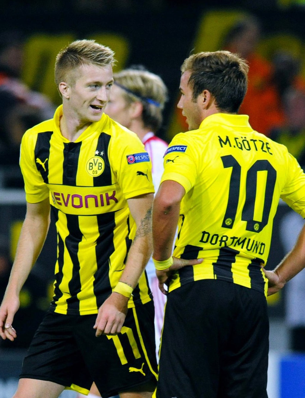 BORUSSIA DORTMUND FINAL CHAMPIONS 2013💛