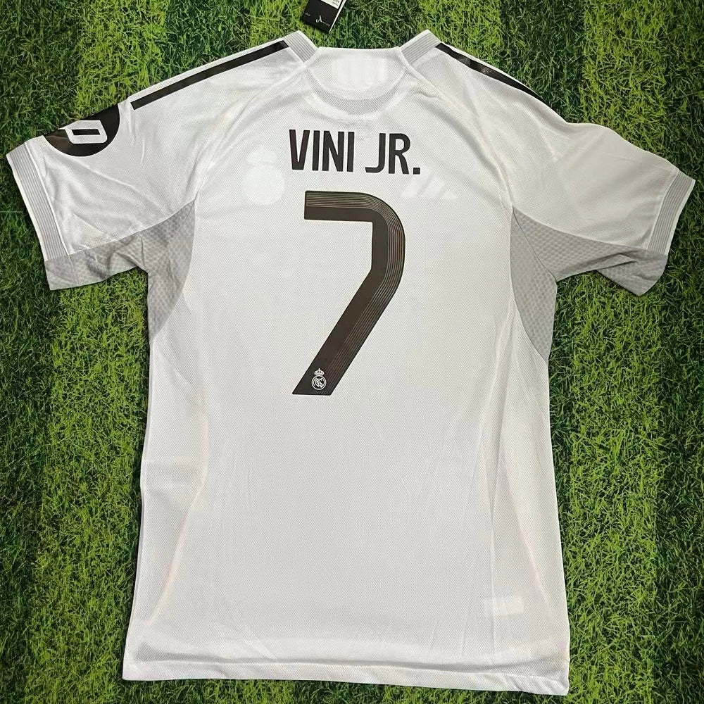 Real Madrid  2025-26 LOCAL JUGADOR