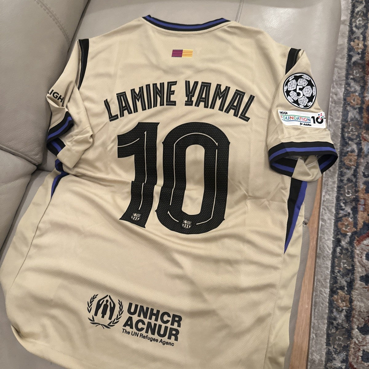 Barcelona 2025-26 VISITANTE MANGA CORTA AFICIONADO LAMINE YAMAL#10