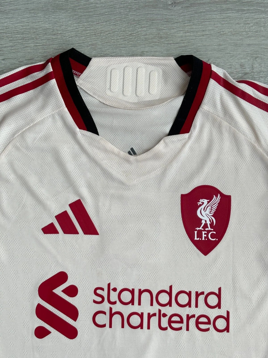 LIVERPOOL  2025-26 VISITANTE JERSEY JUGADOR